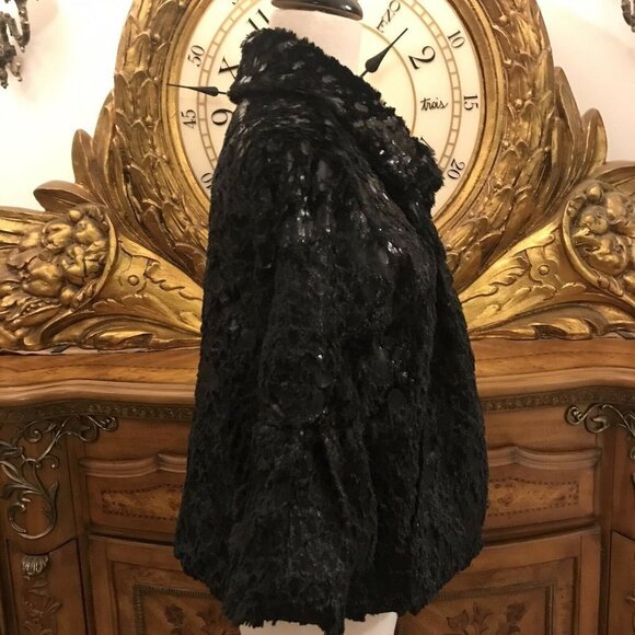 COLLECTION EIGHTEEN. Size S/M. Highly Embellished Jacket with Ruffled Sleeve. DB - Picture 4 of 6